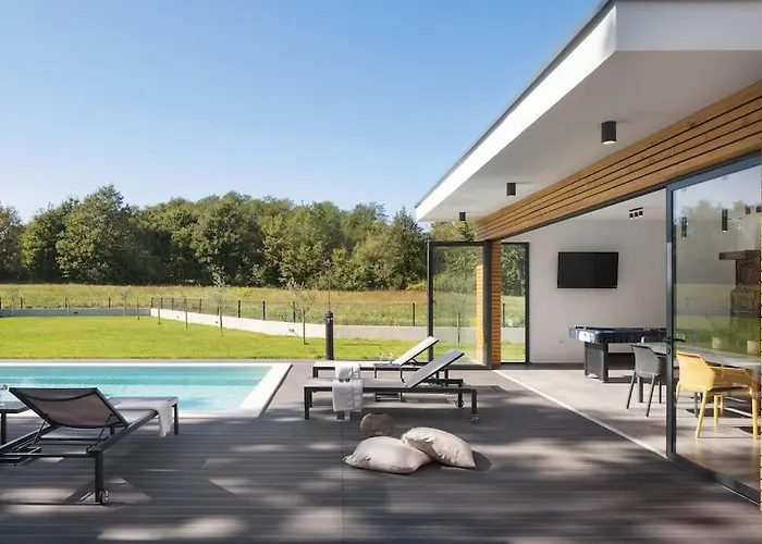 Analucija Ii By Istrialux Villa